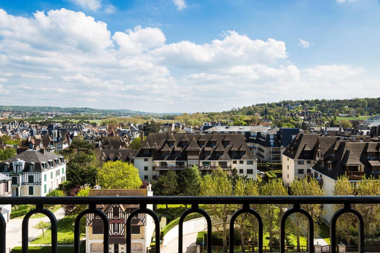 Hotel Barriere Le Royal Deauville Buitenkant foto