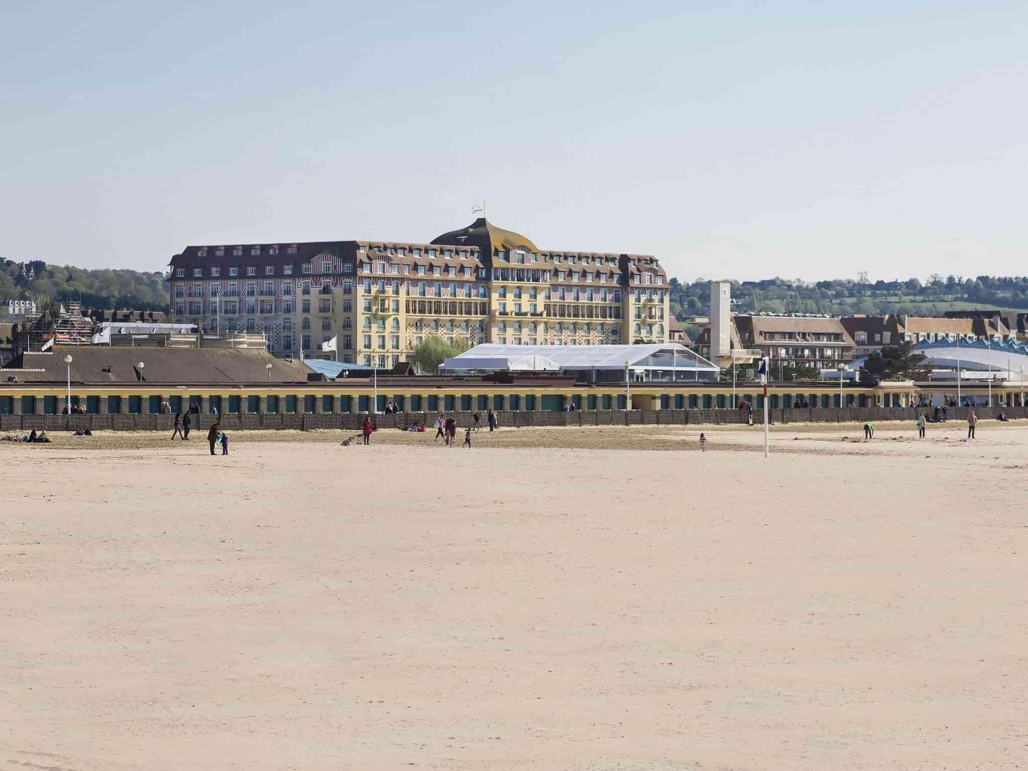 Hotel Barriere Le Royal Deauville Buitenkant foto